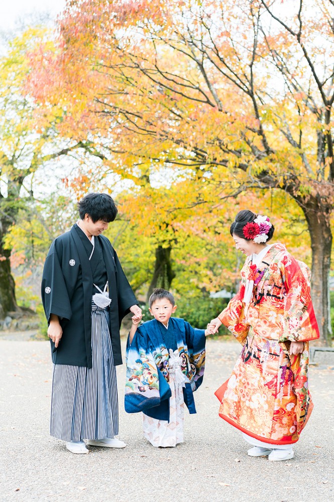 赤と黄色が色づく京都円山公園