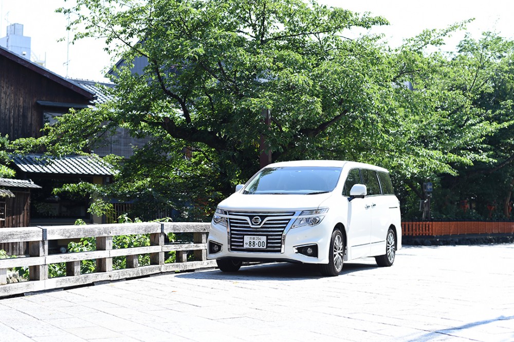 京都美翔苑の前撮り撮影での移動車