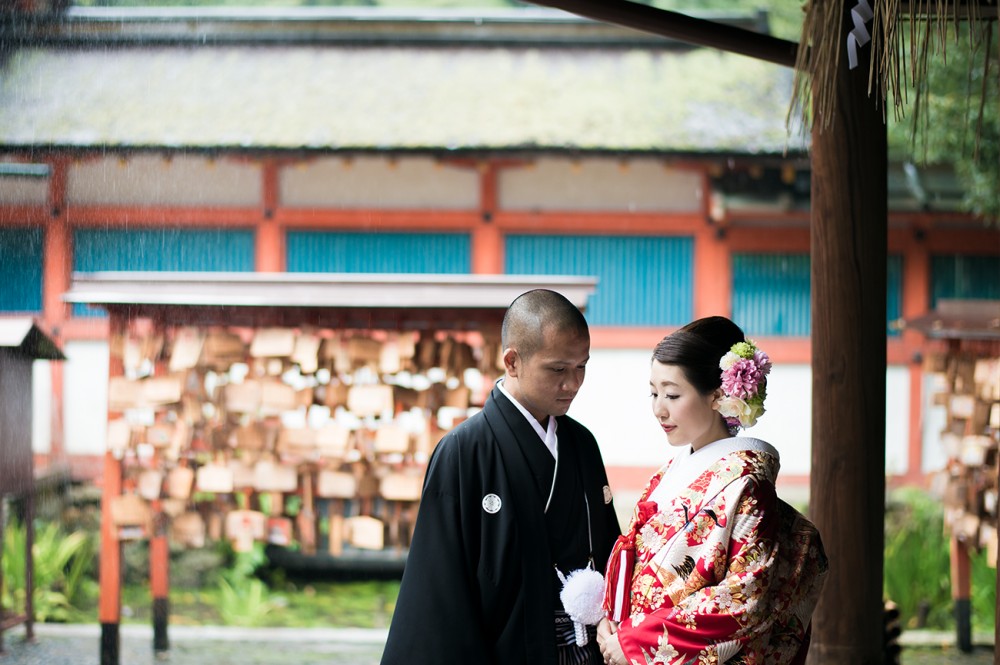 吉田神社にて、色打掛で撮影